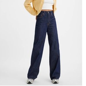 Levi’s Premium Ribcage Wide Leg 30